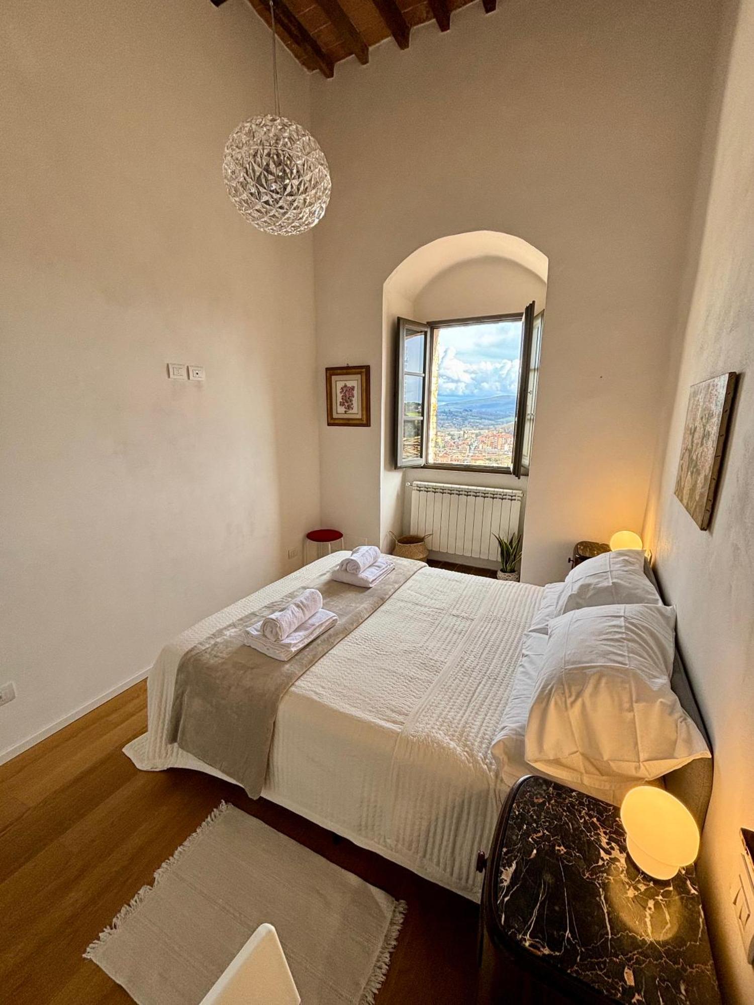 La Torre Di Canonica